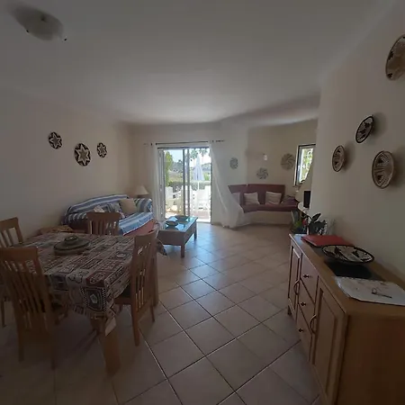 Myinzu - Club Village Garden 알부페이라