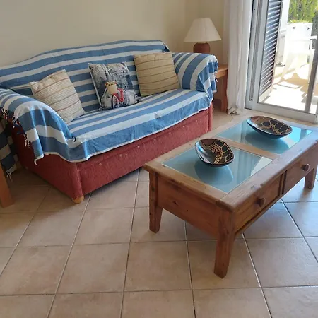 아파트 Myinzu - Club Village Garden