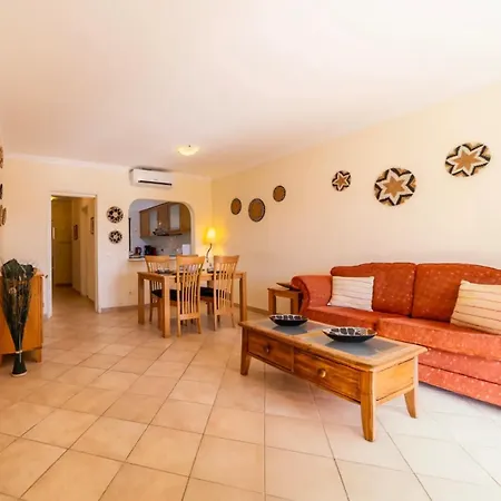 Myinzu - Club Village Garden Appartement