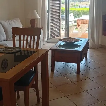 Myinzu - Club Village Garden Appartement
