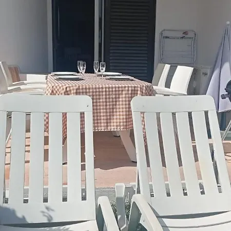 Myinzu - Club Village Garden Appartement