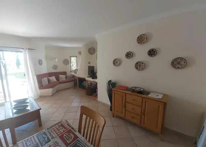Myinzu - Club Village Garden Appartement